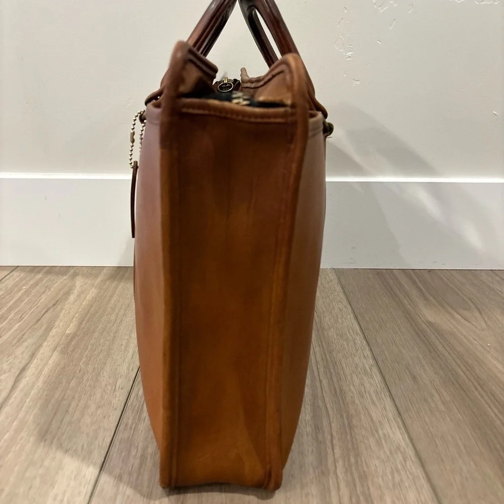 Vtg Coach Leather Embassy Briefcase Purse Handbag British Tan Brown Made in USA